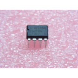 ci 24C08 A ~ DIP8 ~ Two-Wire Serial EEPROM 4K , 8K and 16K , 8-bit wide (PLA024)