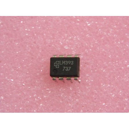 Lot x2: ci LM 393 ~ ic LM393 ~ Low power dual voltage comparator ~ DIP8 (PLA034)