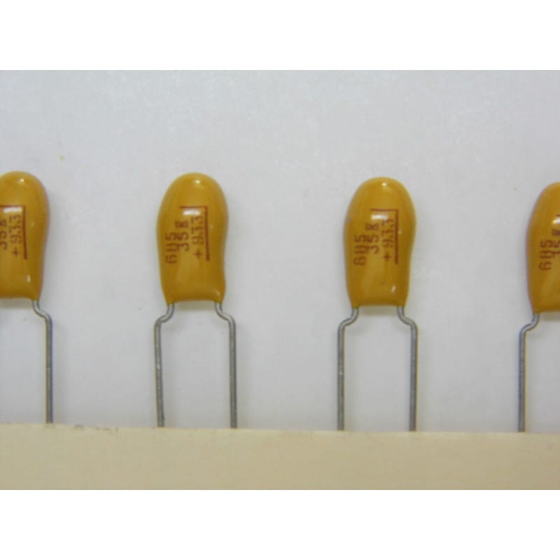 Lot de 8 - condo condensateur tantale goutte 6.8µF 6.8uF 6.8MF 35V pas 5.08mm