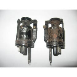 Lot de 2 Tubes Valve Lampes...