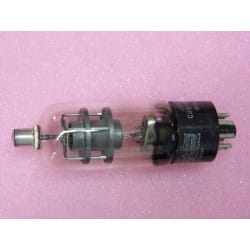 Tube Valve JAN CUE 583...