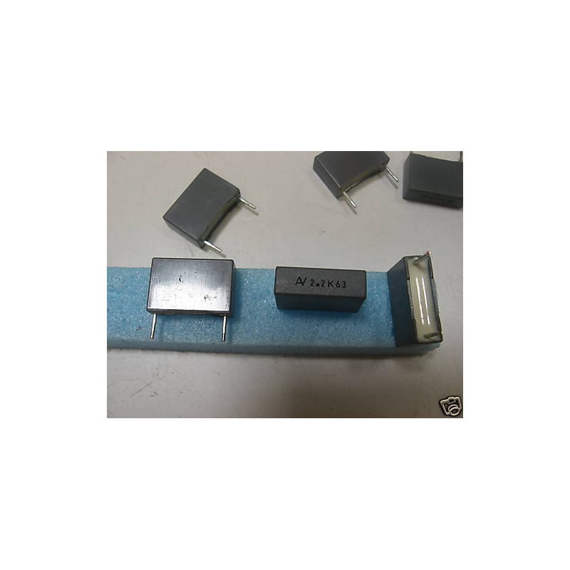 Lot de 6 Condensateur Plastiques 2.2MF / 2.2µF 63V 10% 2.2uF 63V 2.2MF 63V 10%