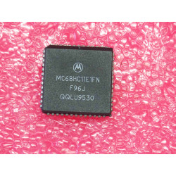 ci MC 68HC11 E1FN ~ ic MC68HC11E1FN ~ 68HC11 MCU microcontroller 52-pin PLCC