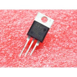 Lot de 2: triac BTB 06 -400...