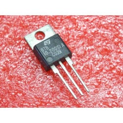 lot de 2: triac BTB 10 -200...