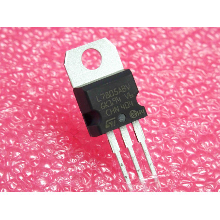 Lot de 2: ci L 7805 ABV ~ ic L7805ABV ~ régulateur de tension positive 5Vdc 1.5A ~ boîtier TO-220 (single gauge) ST
