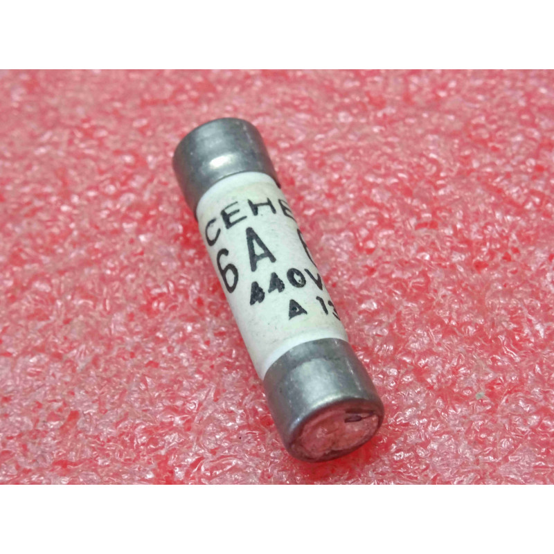 Lot de 5 : fusible cylindrique Cehess 440Vac 6A 8x32mm (2Q1)