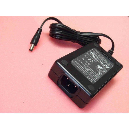 alimentation SinPro Electronic SPU24-3 switching mode power supply ~ input 100-240Vac 0.7A , output 12Vdc 2A (sans câble)