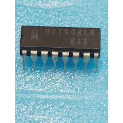 ci MC1408L8 ~ ic MC1408 L8...