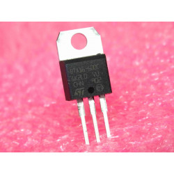 Lot de 2: triac BTA 16-600...