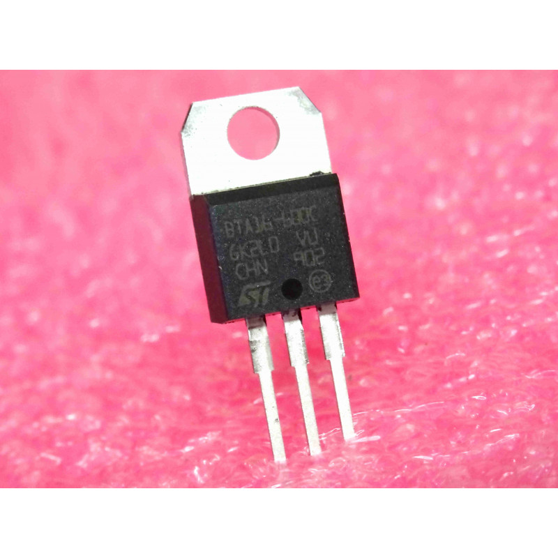 Lot de 2: triac BTA 16-600 C ~ BTA16-600C , insulated , sensivity 25mA standard , It 16A , Vrrm 600V ~ boîtier TO-220 (5Q2)