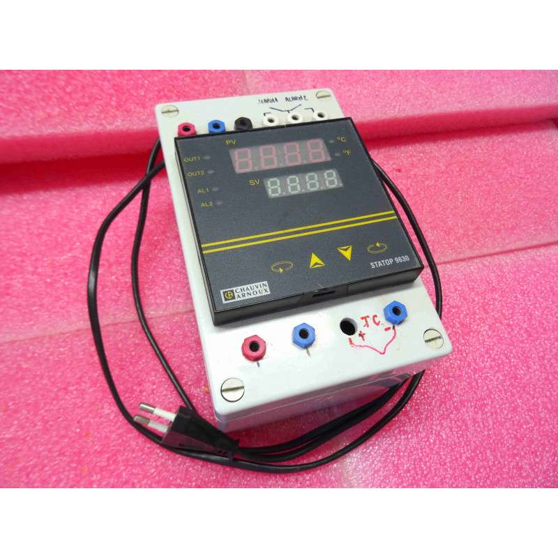 boîtier avec régulateur de température chauvin arnoux STATOP 9630 ~ temperature controller STATOP 96.30 (K7A)