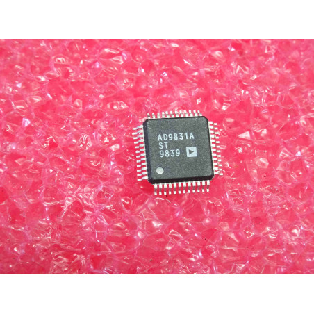 ci CMS AD 9831 AST ~ ic SMD AD9831AST ~ direct digital synthesizer waveform generator, CMOS complete DDS, 10-bit D/A converter