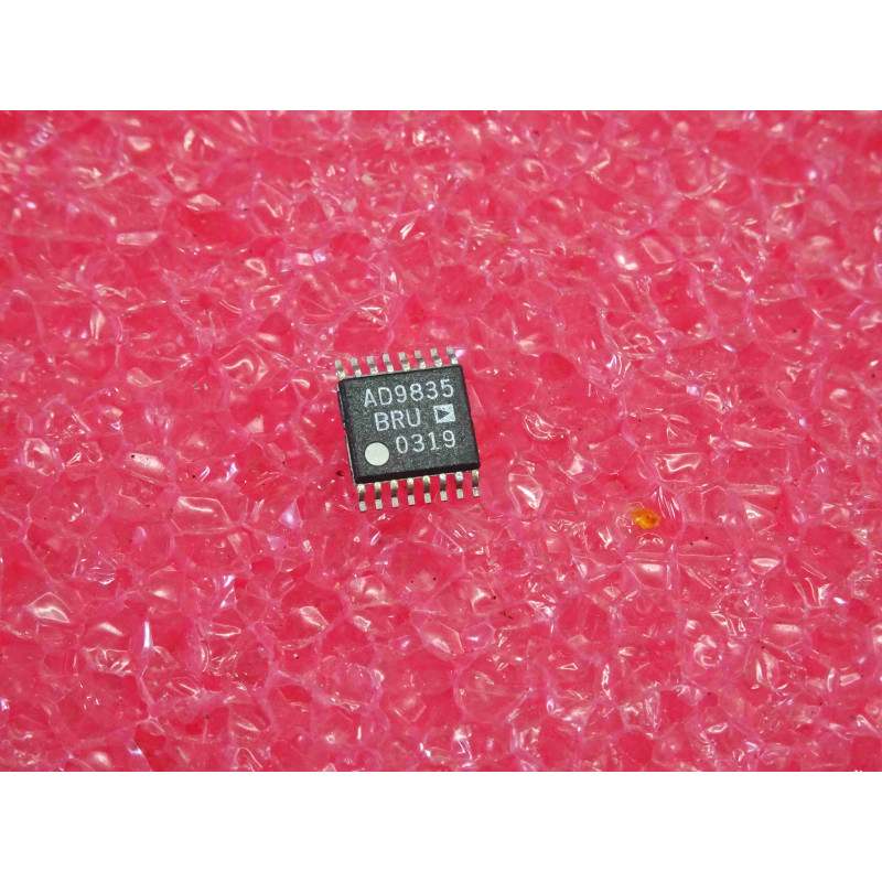 ci CMS AD 9835 BRU ~ ic SMD AD9835BRU ~ 50MHz direct digital synthesizer, waveform generator, 10-bit DAC