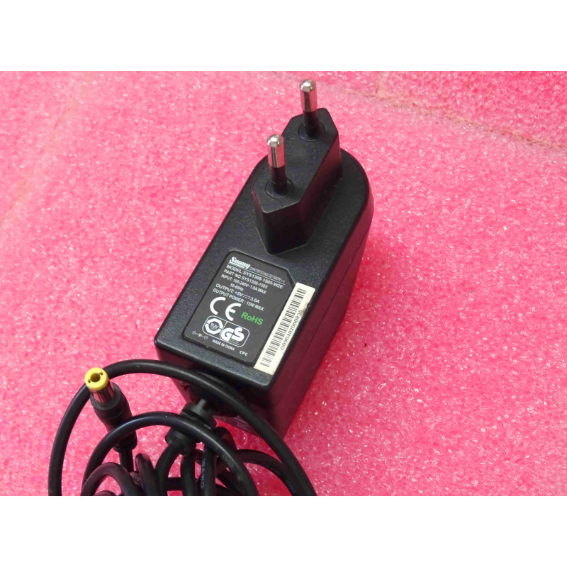 alimentation Sunny SYS1308-1505-W2E ~ input 100Vac-240Vac 1A 50-60Hz ~ output +5Vdc 3A 15W (N3A)