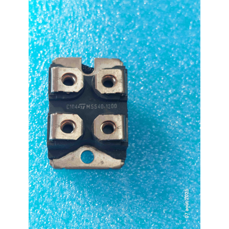 MSS40-1200 SCR MODULE 1.2KV 55A ISOTOP Fabricant ST ( 5N1 )