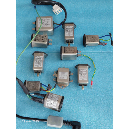 Lot de 10 Filtres Secteur CEE Occasion Schaffner Delta Corcom Roxburgh .. (J10)