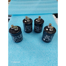 Lot de 4 Condensateurs...