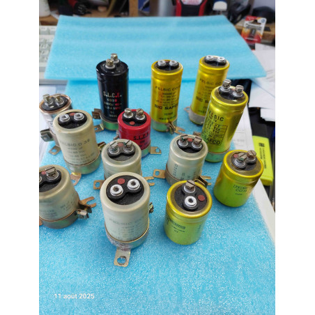 Lot de 13 Condensateurs Divers Valeurs Sic-Safco - SLCE  Occasion ( N17 )