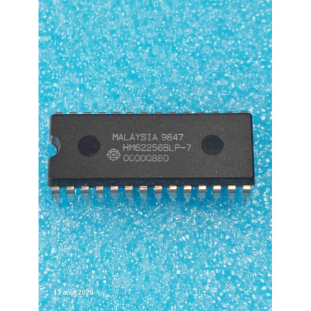 ci HM62256BLP-7 ~ ic HM62256 BLP7 dip28 Circuit Intégré New Old Stock ( PLA09 )