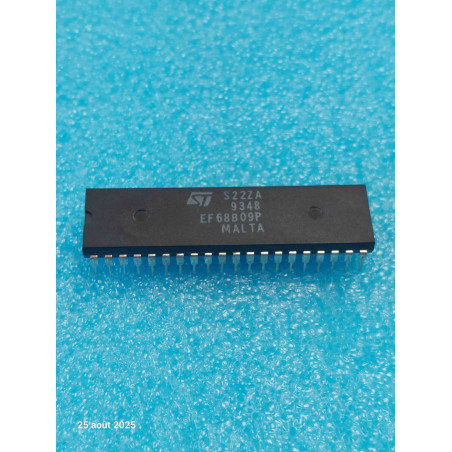 ci EF68B09P ~ ic EF 68B09 P dip40 Circuit Intégré New Old Stock ( PLA009 )