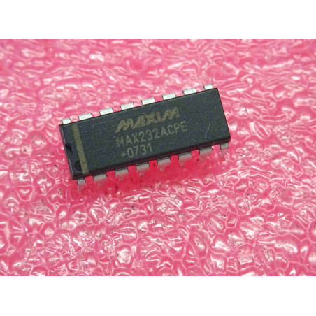 ci MAX 232 ACPE ~ ic MAX232ACPE ~ +5V Powered, Dual RS-232 Transmitter/Receiver ~ DIP, 16-Pin (PLA018)