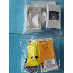 Lot de 2 Legrand 0 981 86...