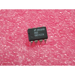 ci ADC 0831 CCN ~ ic...