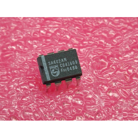 ci SA 602 AN ~ ic SA602AN ~ low power VHF monolithic double-balanced mixer and oscillator ~ DIL-8 (PLA003)