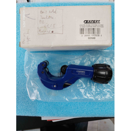 Coupe Tube Cuivre 32mm E117830 4-32mm Réglage facile et rapide Expert by Facom  ( K7 )