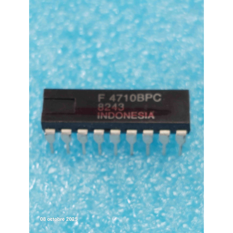 ci F4710BPC ~ ic F4710 BPC boitier Dip18 Integrated Circuit NOS ( TIRO10 )