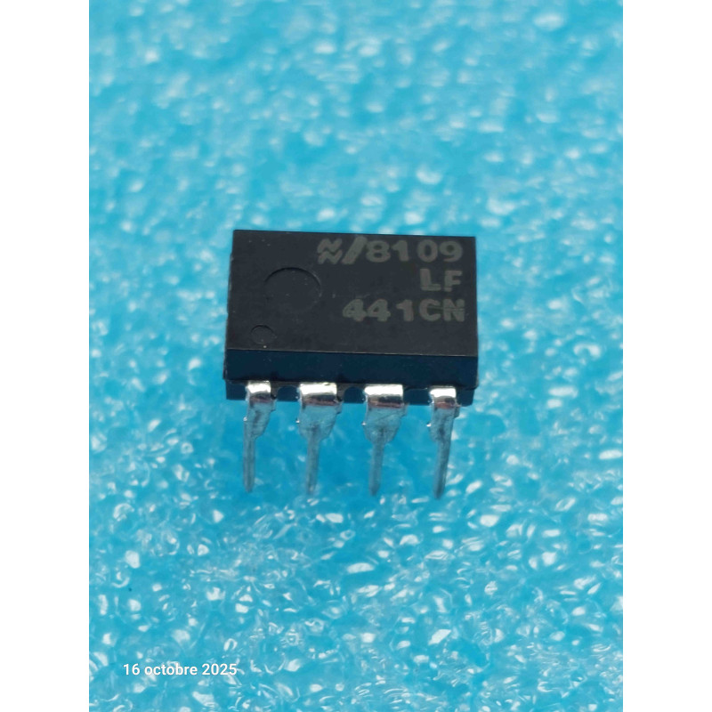 Lot de 2p ci LF441 CN ~ ic LF441CN dip 8 de chez NS  ic NOS ( CELAR 57C )