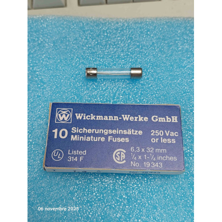 Boîte de 10 Fusibles temporisés 6x32mm 6x30 T 1.6A - T32L 1.6A Flipper / Sono / hifi ( 1O1 )