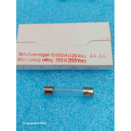 Boîte de 10 Fusible Rapide 6x32mm 6x30 F 4A - T32R 4A Flipper / Sono / HIFI   ( M2B )