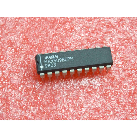 ci MAX 509 BCPP ~ ic MAX509BCPP ~ quad, serial 8-Bit voltage-output DAC with rail-to-rail outputs ~ maxim (PLA014)