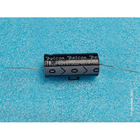 Lot de 2 Condensateurs 4700µF 4700MF 4700UF 40V 85°c  22x50mm axial