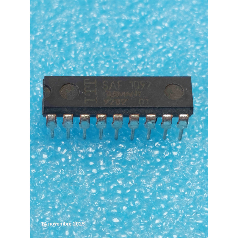 ci SAF1092 ~ ic SAF 1092 Integrated Circuit ITT dip18 New Old Stock   ( CI210 )