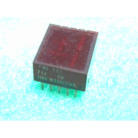 afficheur FND 501 ~ FND501 overflow ±1 digit 12.7mm LED numeric display, polarity CC,red, RH decimal point,15.5x16.6mm (PLA014)