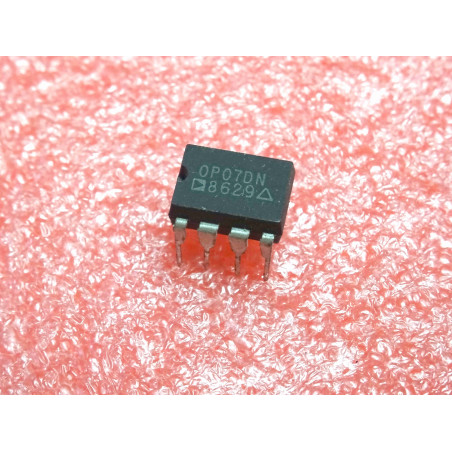 ci OP 07 DN ~ ic OP07DN ~ 150µV maximum offset voltage operational amplifier ~ DIP8 , analog devices (PLA017)
