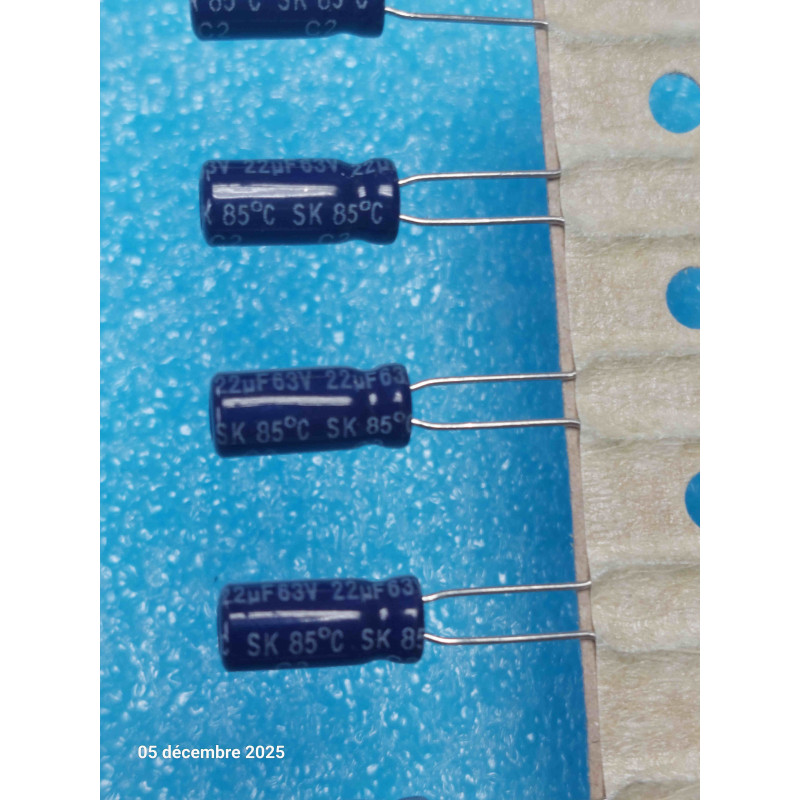 Lot de 10p 22MF 22 µF 22 UF 63V Yageo 5x11mm Entraxe 2.54mm SK63M0022AZF-0511