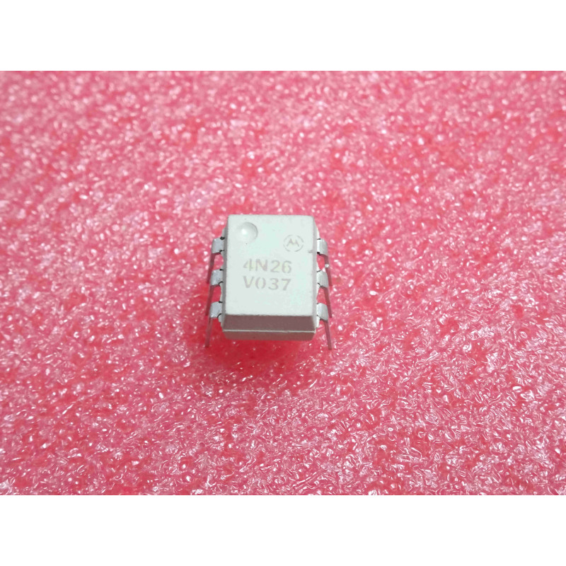 Lot de 2: ci 4N26 ~ ic 4N26 ~ optoisolator ~ DIP-6 , motorola (PLA021)