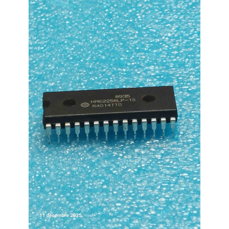 ci HM62256LP-15 ~ ic HM62256 LP-15 ~ ci dip28  ic NOS  HITACHI  (  TIRO03 )