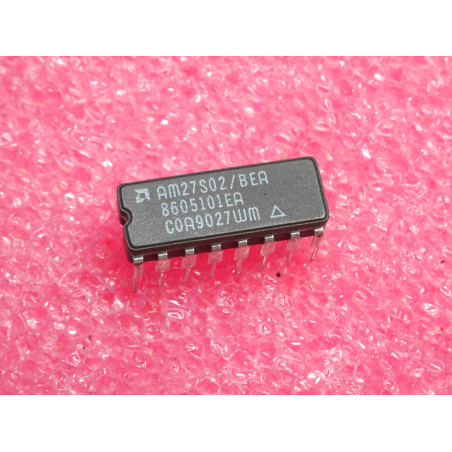 ci AM 27S02 / BEA ~ ci AM27S02/BEA ~ 64-Bit inverting-output bipolar RAM ~ boîtier céramique 16-DIL , AMD (5N1)