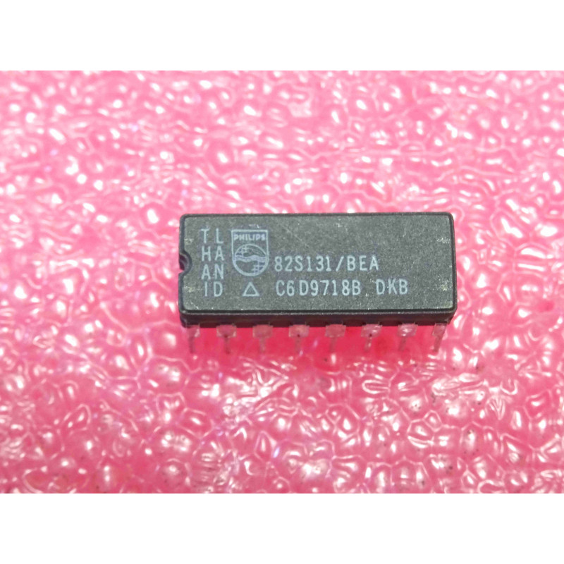 ci 82S131 / BEA ~ ic 82S131/BEA ~ 2K-bit TTL bipolar PROM (512x4) 3-state outputs ~ DIP-16 céramique , philips (PLA021)