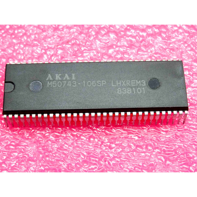 ci M 50743 -106 SP ~ ic M50743-106SP ~ 8-bit microcomputer ~ DIL-64 , Akai (PLA032)