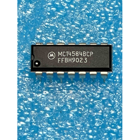 Lot de 2 ci MC14584BCP ~ ic MC14584 BCP dip14 4584 HCF4584 HEF4584 CD4584 ( TIRO9)