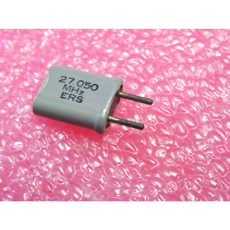 Lot de 3: 27.050 MHz , quartz ERS , entraxe 4.9mm (1O2)