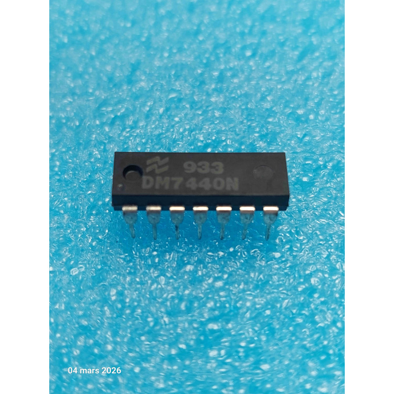 Lot de 2 ci DM7440N ~ ic DM 7440 N dip14 Integrated Circuit NOS ( TIRO6 )