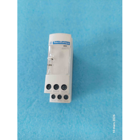 RM4TG20 Relais de contrôle réseau triphasé Telemacanique   220 - 440v OCCASION ( 3I1 )