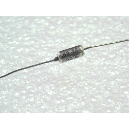 Lot de 4: condensateur tantale axial 0.68µF 0.68uF 0u68F 35V ~ CTS13 , Ø3x7mm , 20%